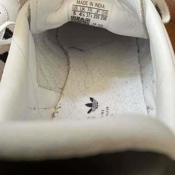 Adidas Kids White and Black Sneakers - Picture 6 of 6